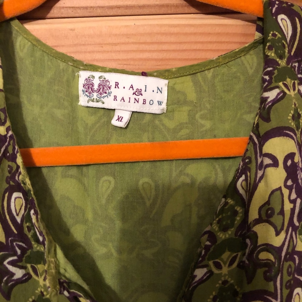 3/$15 tops. Tunic top/ Short dress - Picture 2 of 3
